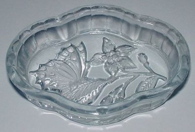 Sowerby Butterfly Pin Tray
Clear pin tray for the Sowerby butterfly pattern trinket set
Keywords: Sowerby pressed England
