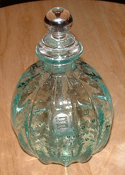 Peter Tysoe perfume bottle
Green, bought new early 1980's, London. This bottle was also made in a purple colour, which my Mother has an example of.
Keywords: Tysoe England