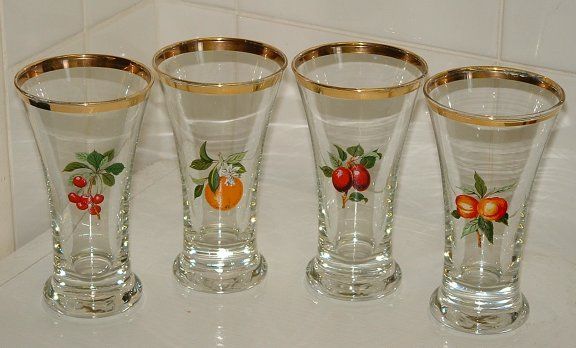 Fruits glasses
Set of four small fruits glasses, approx 10cm tall. Clayton Mayers sold these in boxes of six.
Keywords: Clayton