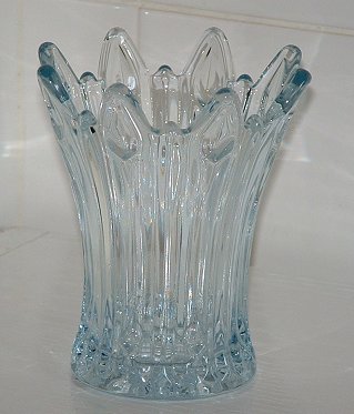 Sowerby 2505 Celery Vase - blue
Small blue  vase by Sowerby in pattern 2505 in celery shape
Keywords: Sowerby pressed England
