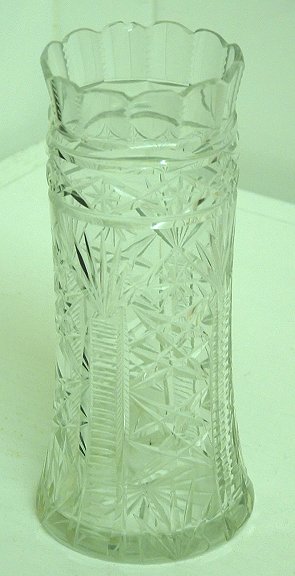 Unknown clear cut & pressed vase
approx 6 inches tall, unknown maker, weighs 199g
Keywords: pressed cut