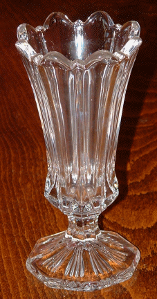 Unknown clear glass vase
Unknown maker
Keywords: pressed