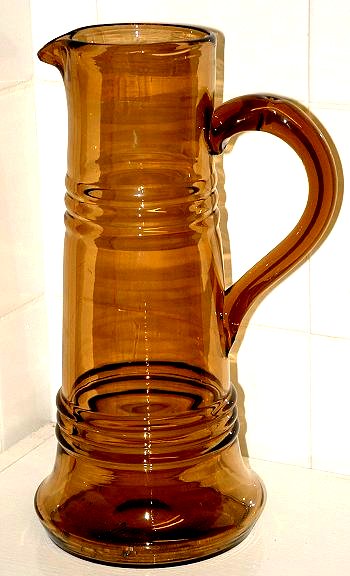 Unknown huge amber jug
Keywords: mouldblown