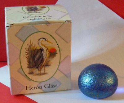 Heron paperweight
Keywords: Heron Cumbria England paperweight iridescent