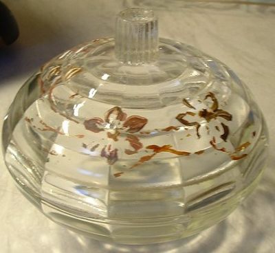 Chance Spiderweb
Lidded pot with enamel-painted decoration to the lid. Size: 4.75" diameter
Keywords: Chance Pressed England