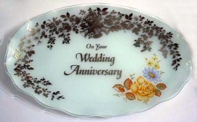 Chance Fiesta Wedding Anniversary plate
Oval plate from the Celebrations series
Keywords: Chance Fiesta slumped England